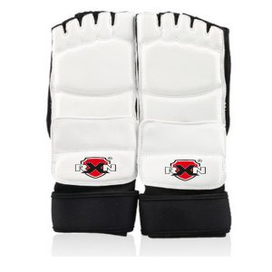 taekwondo footguard copy